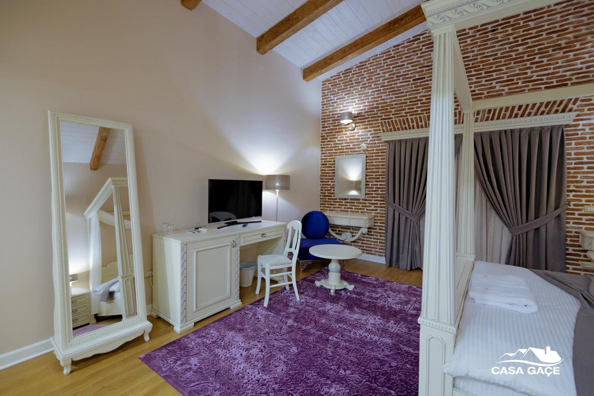 Casa Gace Hotel Korce Eksteriør bilde