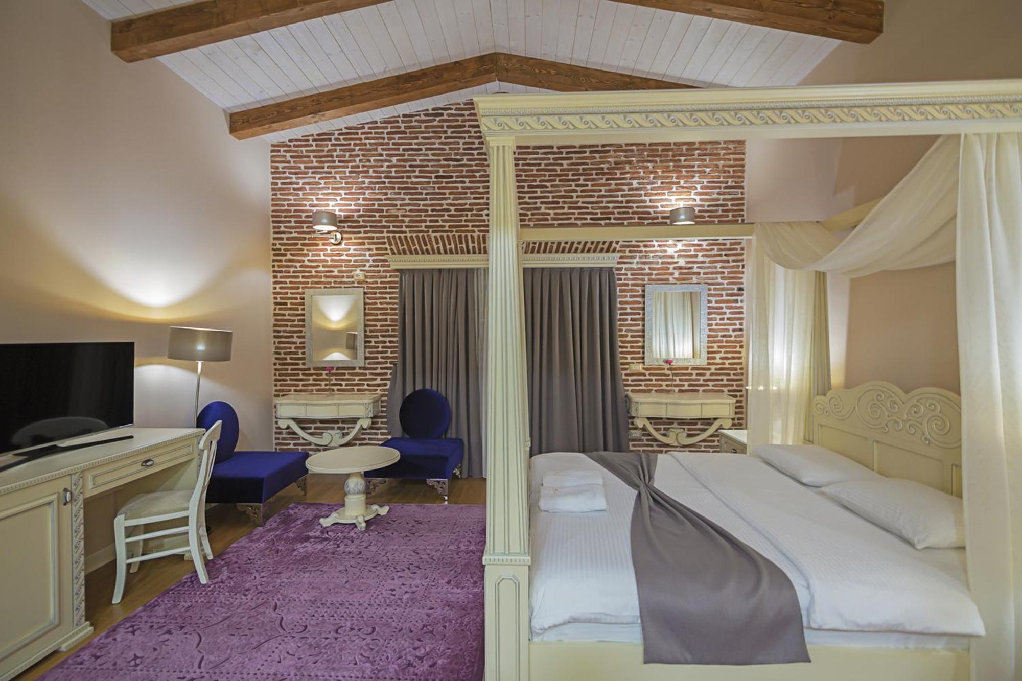 Casa Gace Hotel Korce Eksteriør bilde
